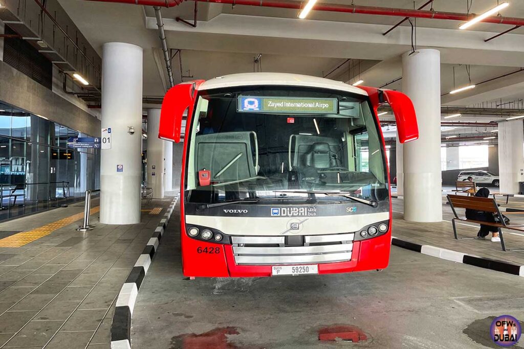 Bus E102